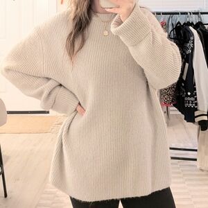 Zara Light Gray Crew Neck Sweater